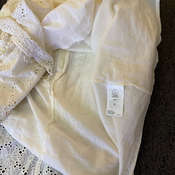 Farm Rio Eyelet Patch Beaded Mini Dress Size Small Retail $375
Amazing Condition - Picture 14 of 16